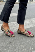 Rihanna | Mocasines con estampado de leopardo