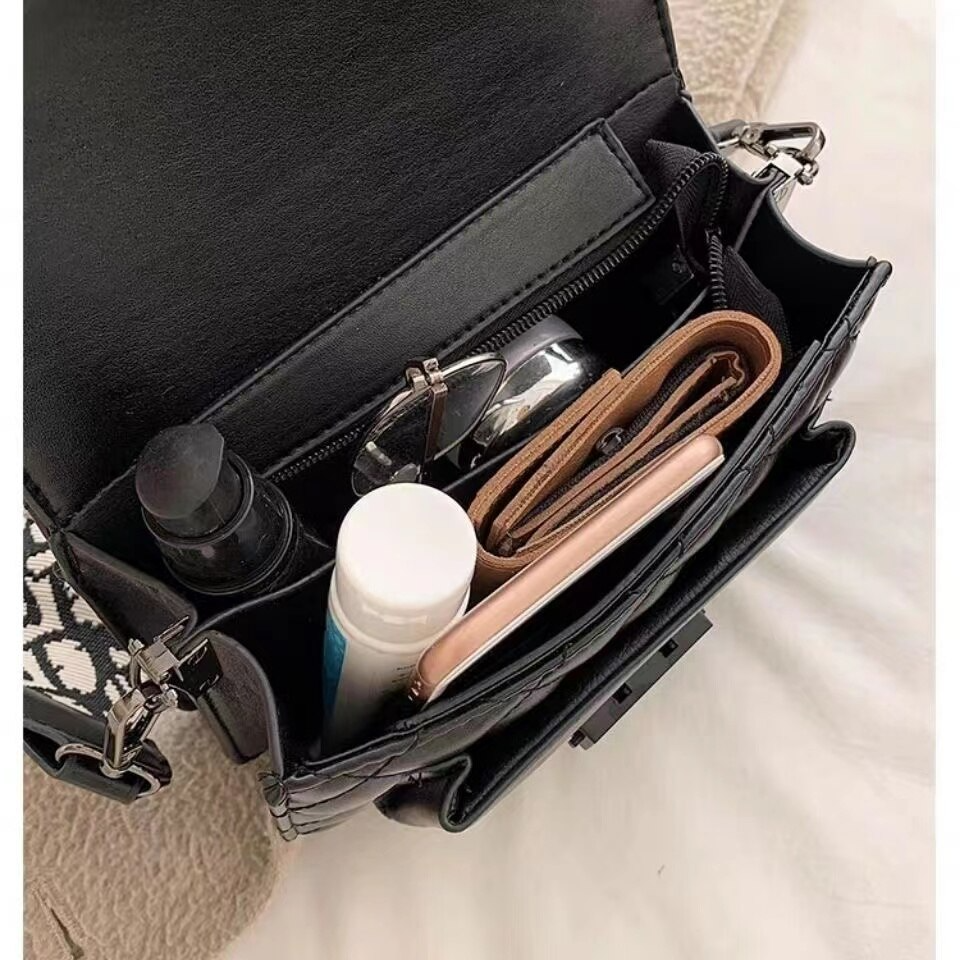 Elena | Bolso Elegante con Cadena