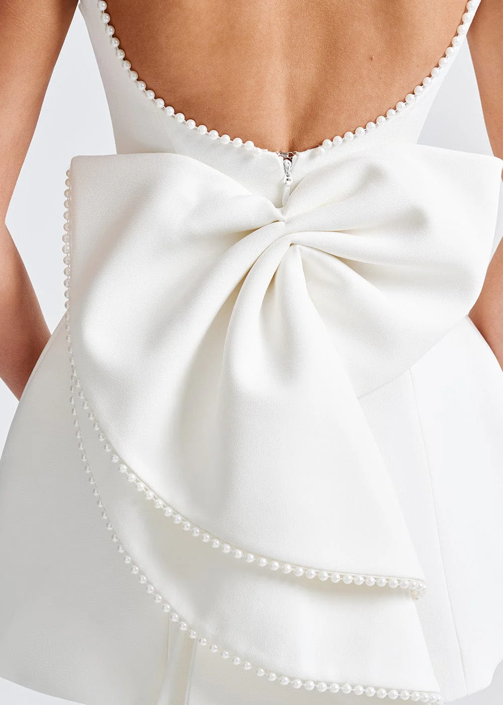 Carla | Vestido Mini Perla con Lazo