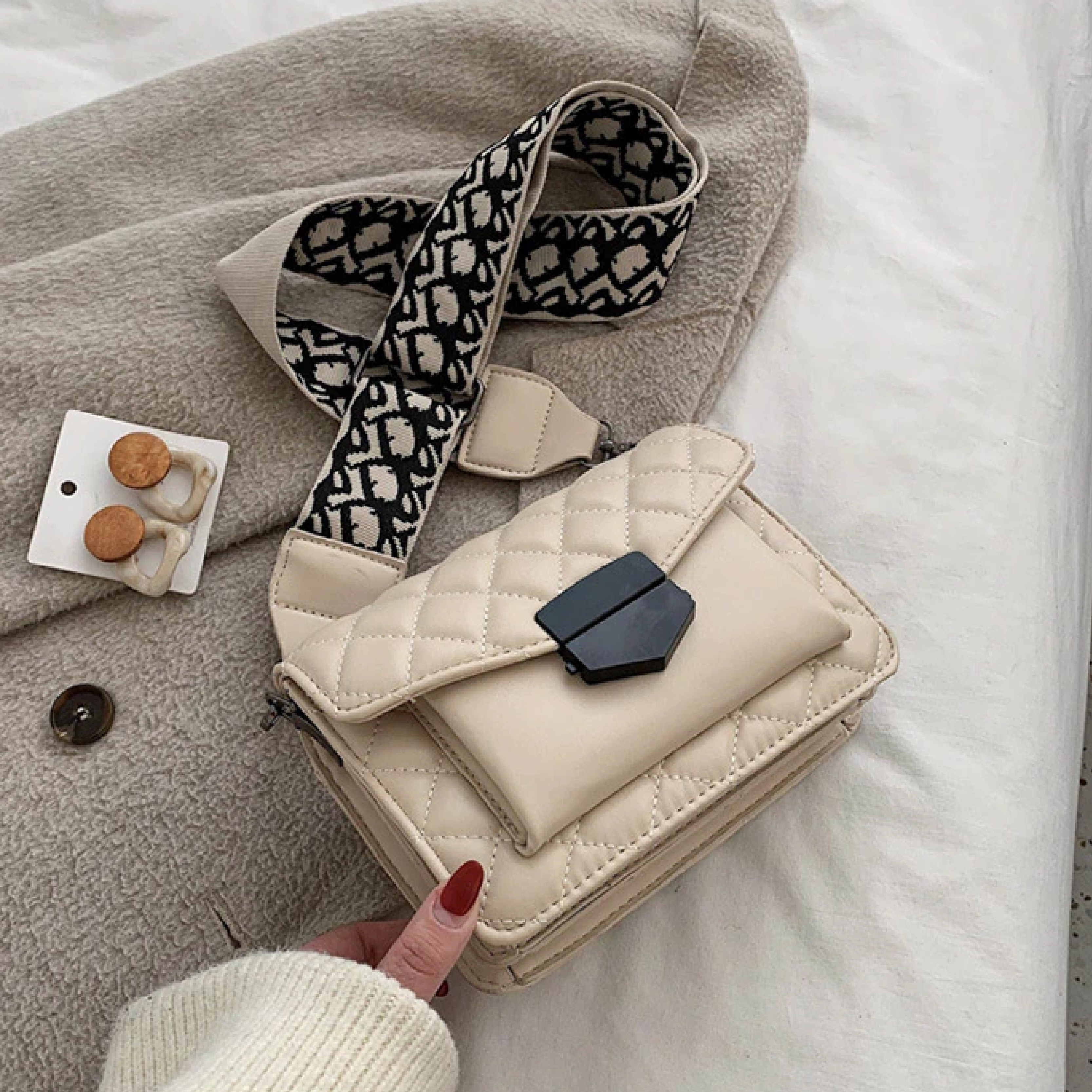 Elena | Bolso Elegante con Cadena
