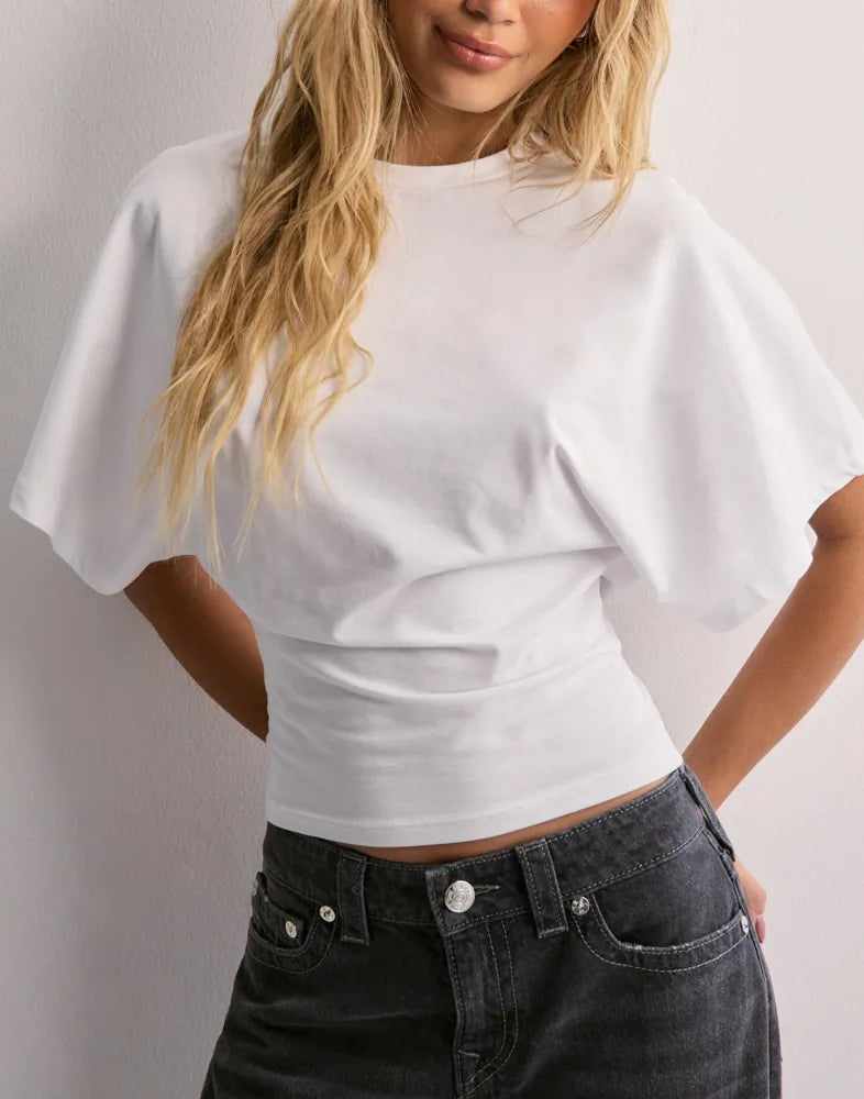 Victoria | Camiseta de Manga Amplia